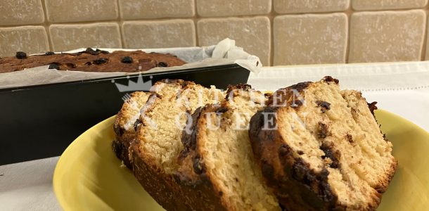 Τσουρέκι φόρμα με μπανάνες και σοκολάτα